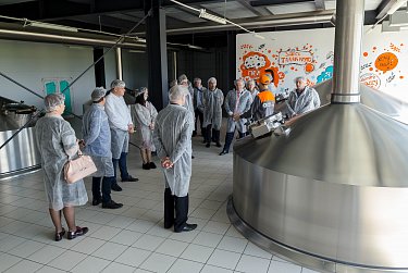 Уличная торговля: убрать нельзя оставить